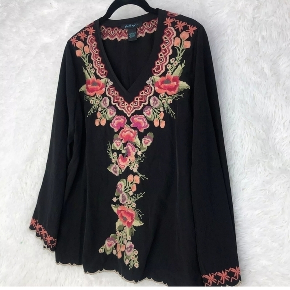 Faith And Zoe Embroidered Long Sleeve Peasant Blouse Small Pink Black Floral - Picture 2 of 9